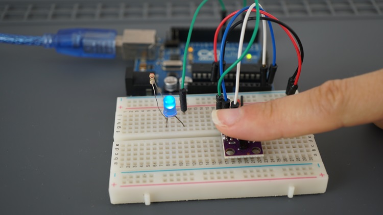 APDS9960 Arduino — тестирование датчика приближения