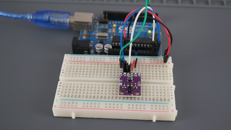 Arduino с датчиком APDS9960 — подключение на макетной плате