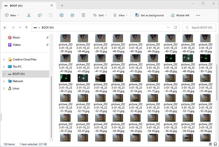 Папка с фотографиями ESP32-CAM на карте microSD
