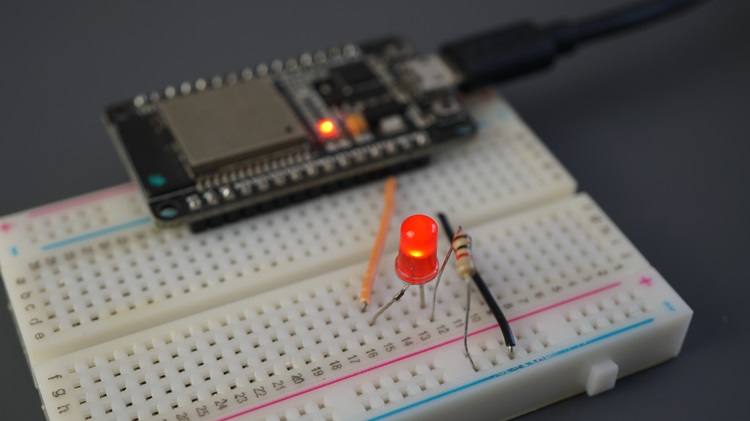 ESP32 мигание светодиода 2