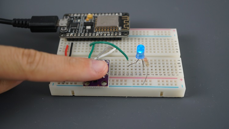 APDS9960 ESP8266 -- тестирование датчика приближения