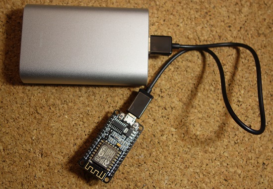 ESP8266 подключён к повербанку