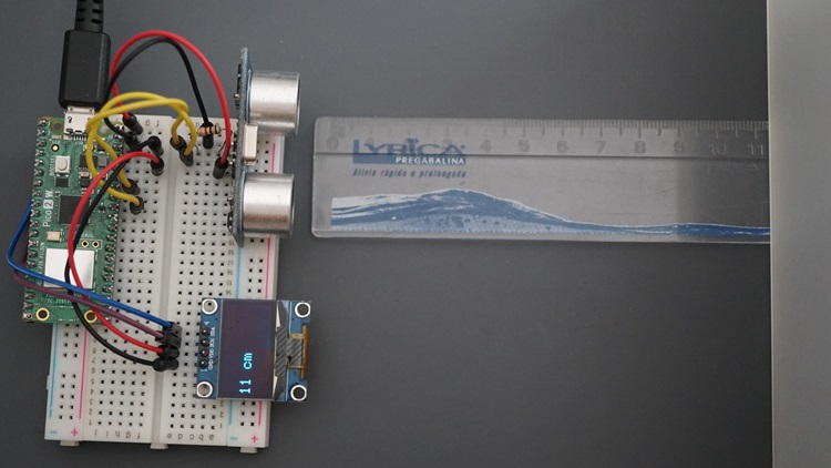 Raspberry Pi Pico с ультразвуковым датчиком — отображение расстояния на дисплее