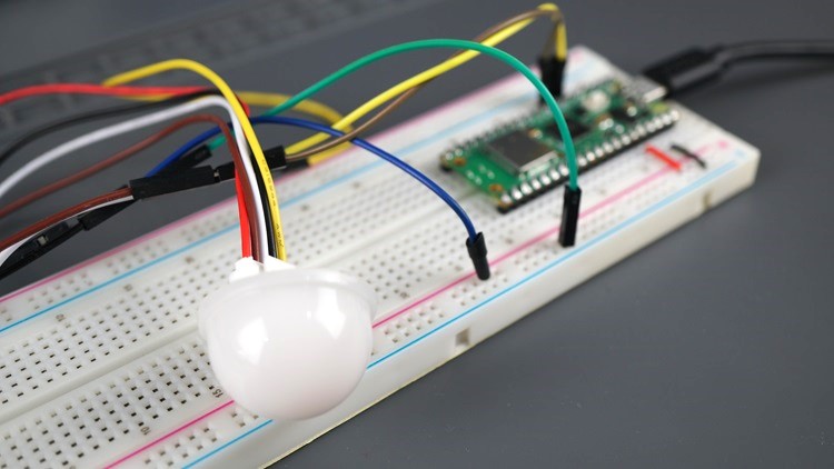 Raspberry Pi Pico с датчиком освещенности BH1750