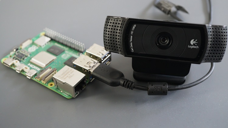 USB-камера подключена к Raspberry Pi