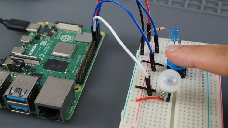 Raspberry Pi — датчик движения с уведомлениями по email — активация датчика движения