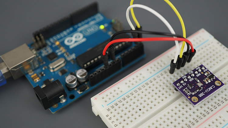 Плата Arduino UNO и модуль датчика BMP388 — необходимые компоненты