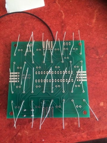 Загнутые ножки резисторов