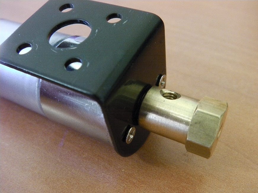 Муфта надета на вал мотора