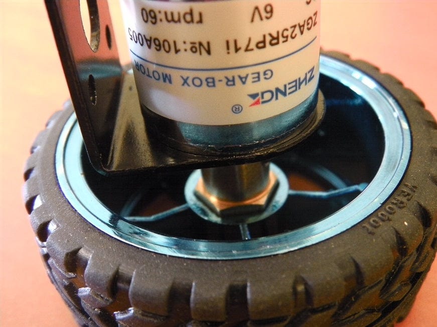 Муфта вставлена в колесо