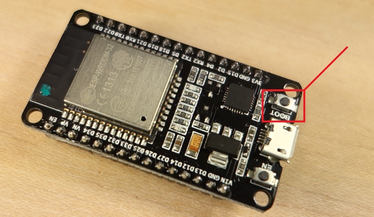 Кнопка BOOT/FLASH на ESP32