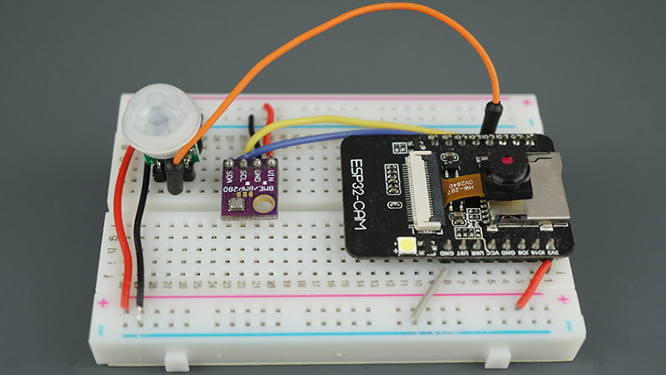 Тестовая схема проекта ESP32-CAM Telegram на макетной плате