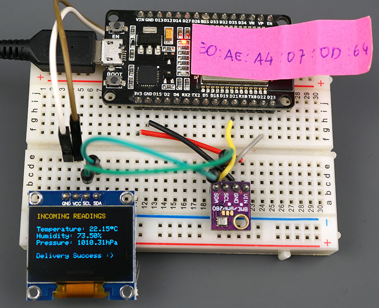 Демонстрация обмена данными по протоколу ESP32 ESP-NOW крупным планом