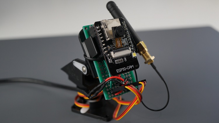 ESP32-CAM Pan and Tilt собранная конструкция