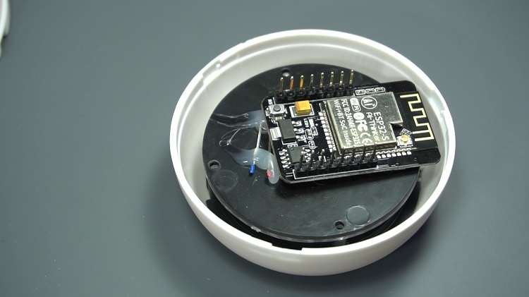 Муляж камеры с модулем ESP32-CAM AI Thinker внутри