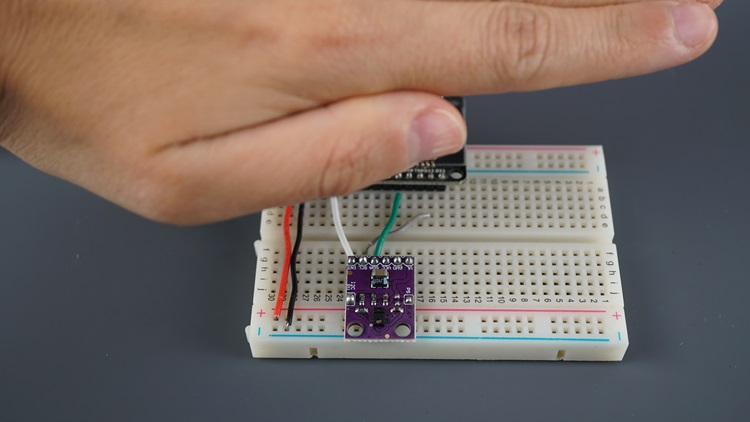 ESP32 с APDS9960 - тестирование распознавания жестов