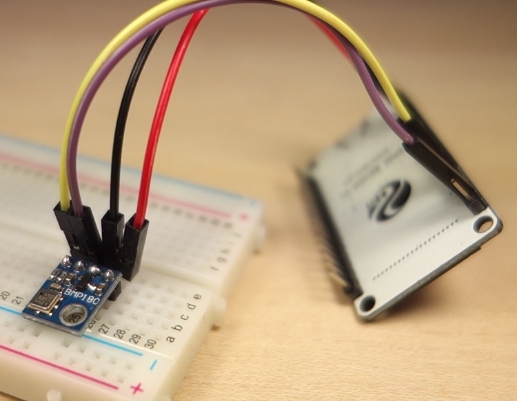 ESP32 с барометрическим датчиком BMP180 — демонстрация