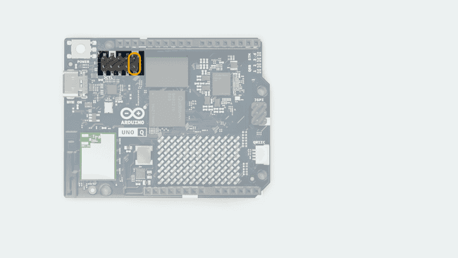Замкните два контакта