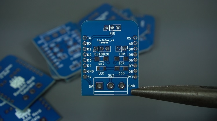 Шелкография на печатной плате мультисенсорного шилда