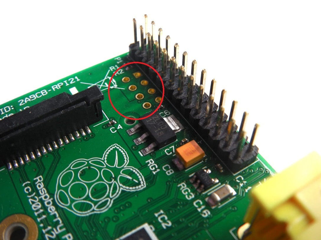 Raspberry Pi Model B — контакты I2S рядом с GPIO