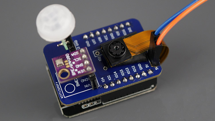 Собранная плата расширения ESP32-CAM AI-Thinker — демонстрация