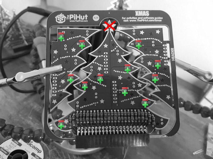 Сторона A — светодиоды на передней стороне ёлки