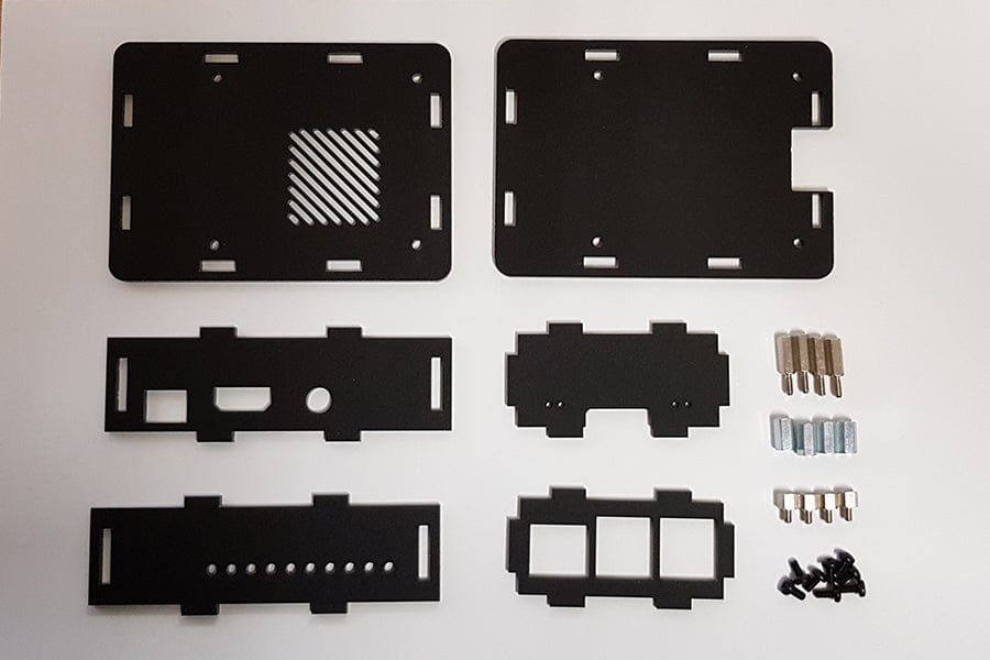Детали из набора корпуса PoE HAT