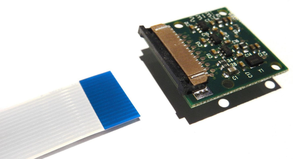 Кабель камеры Raspberry Pi извлечён из коннектора